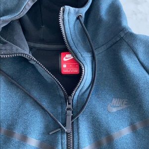 Men’s Nike tech-fit fleece sweatshirt